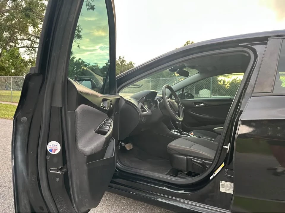 2019 Chevrolet Cruze - Image 13 of 14