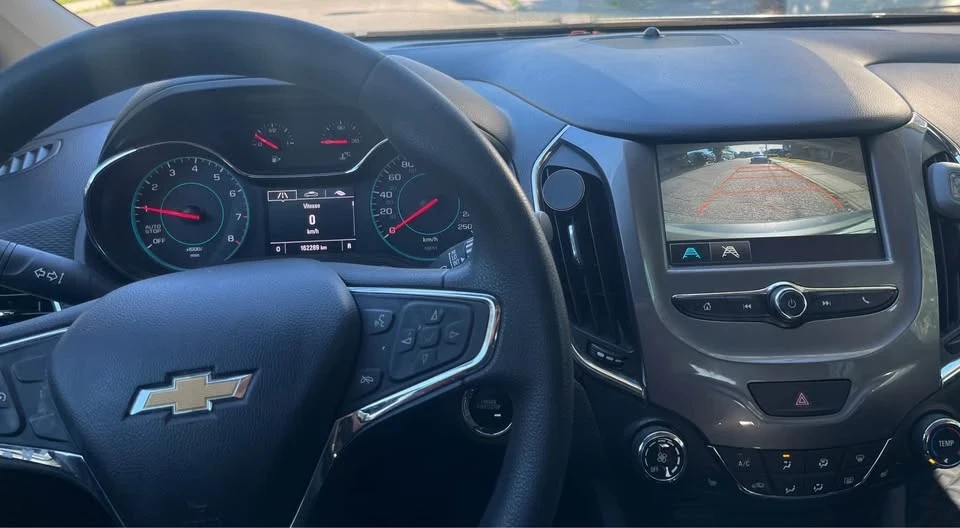 2019 Chevrolet Cruze - Image 4 of 4