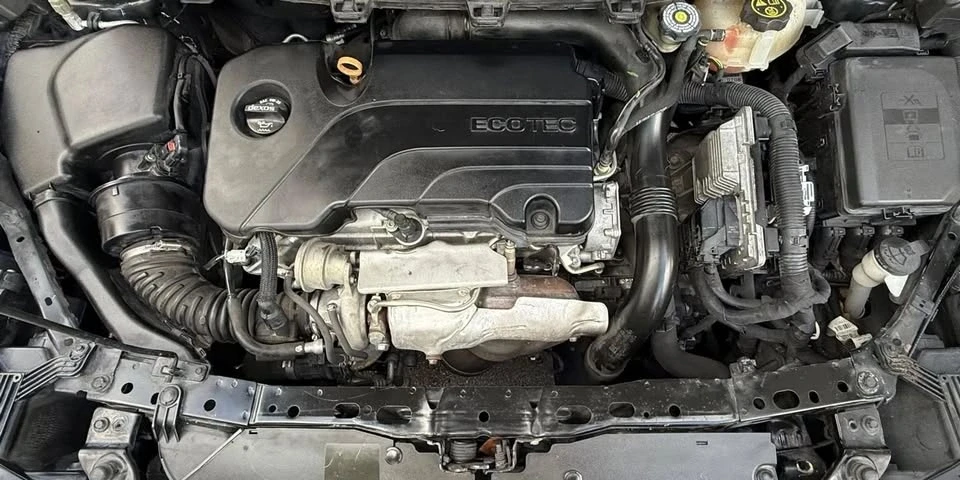 2019 Chevrolet Cruze - Image 16 of 20
