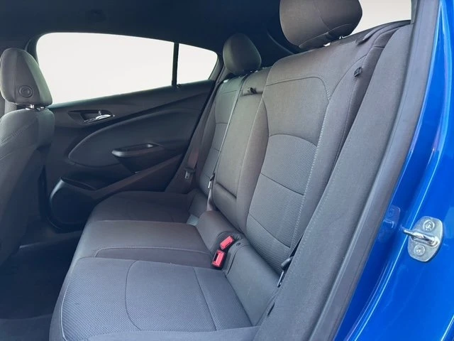 2019 Chevrolet Cruze - Image 11 of 20