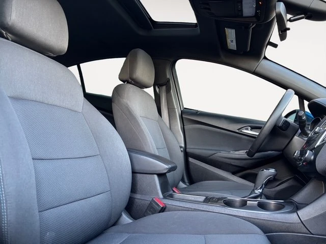 2019 Chevrolet Cruze - Image 10 of 20