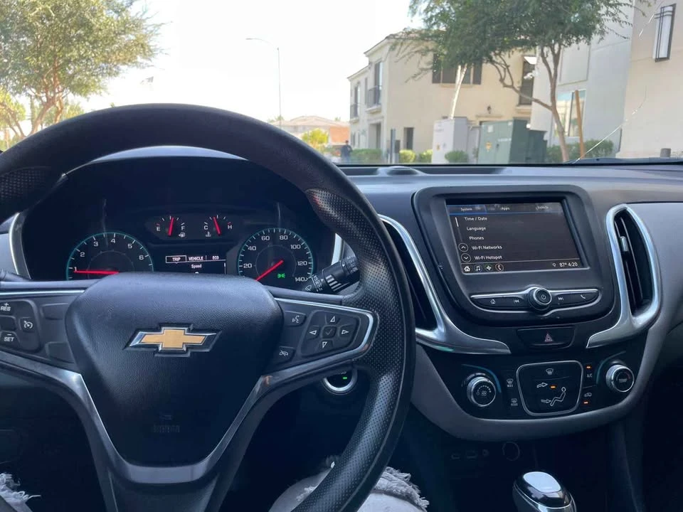 2019 Chevrolet Equinox - Image 9 of 14