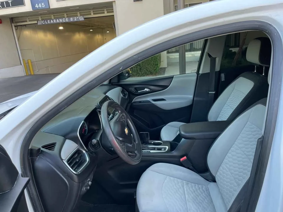2019 Chevrolet Equinox - Image 8 of 14