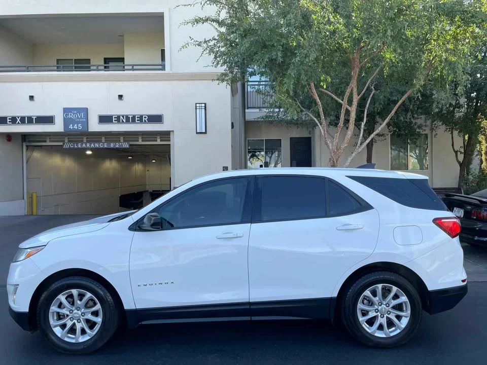 2019 Chevrolet Equinox - Image 4 of 14