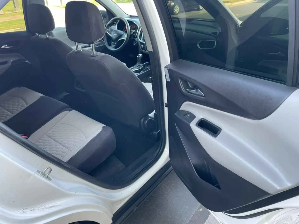 2019 Chevrolet Equinox - Image 10 of 14