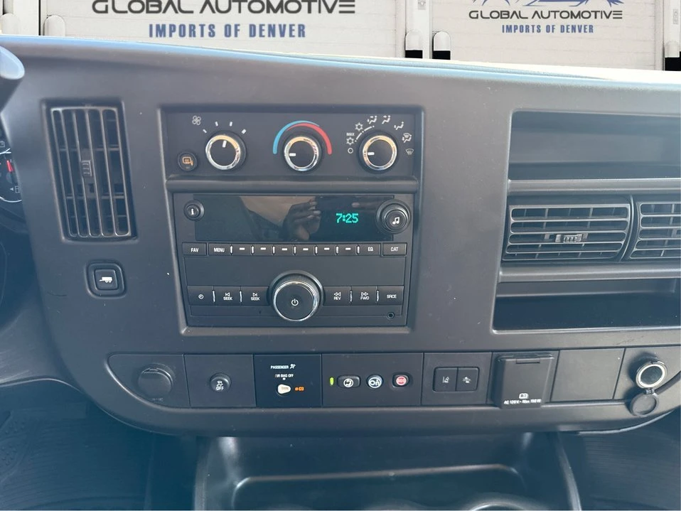 2019 Chevrolet Express - Image 14 of 20