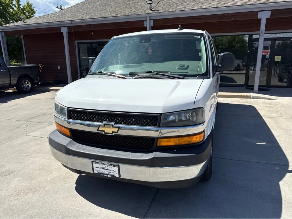 2019 Chevrolet Express - Image 3 of 20