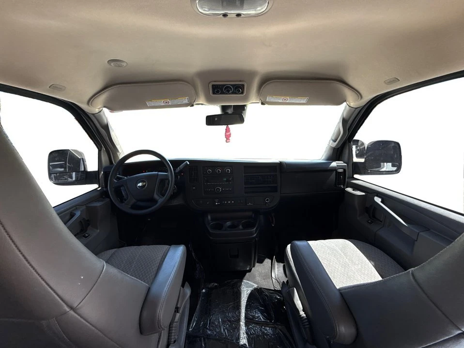 2019 Chevrolet Express - Image 12 of 20