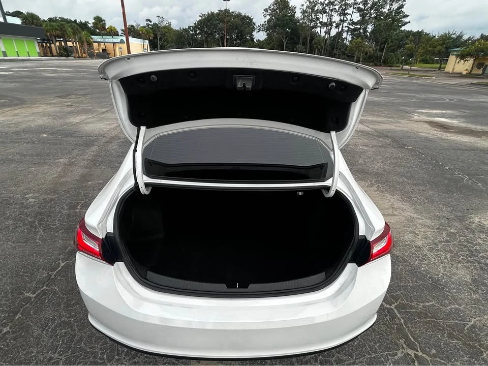 2019 Chevrolet Malibu - Image 13 of 15