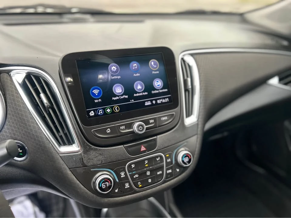 2019 Chevrolet Malibu - Image 14 of 15