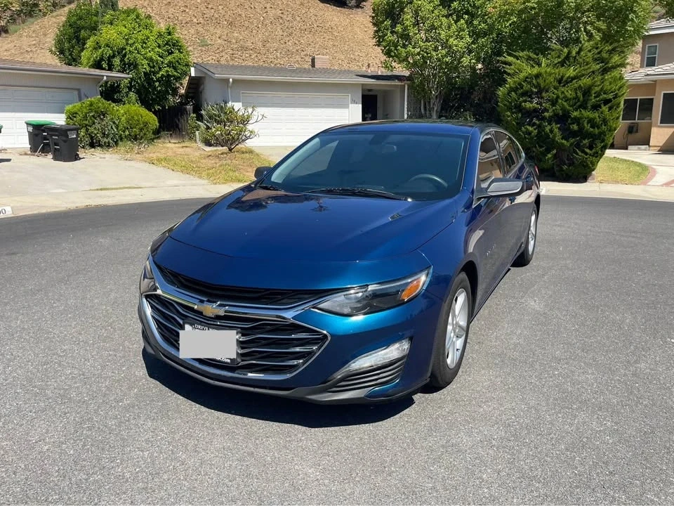 2019 Chevrolet Malibu - Image 2 of 13