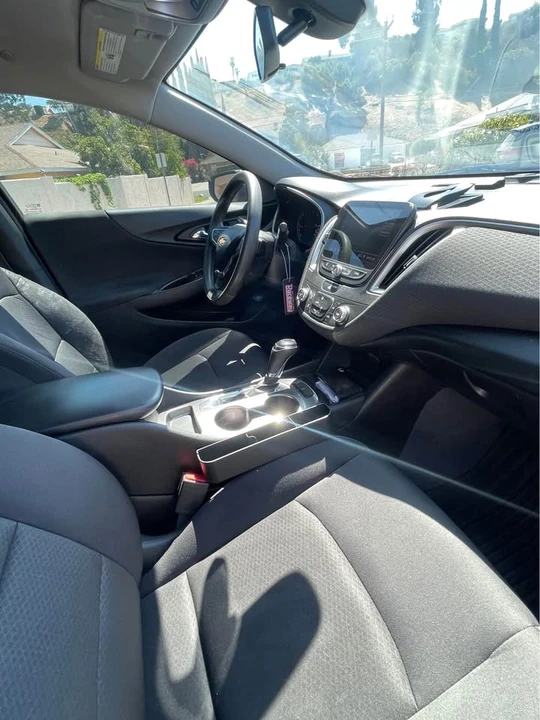 2019 Chevrolet Malibu - Image 8 of 13