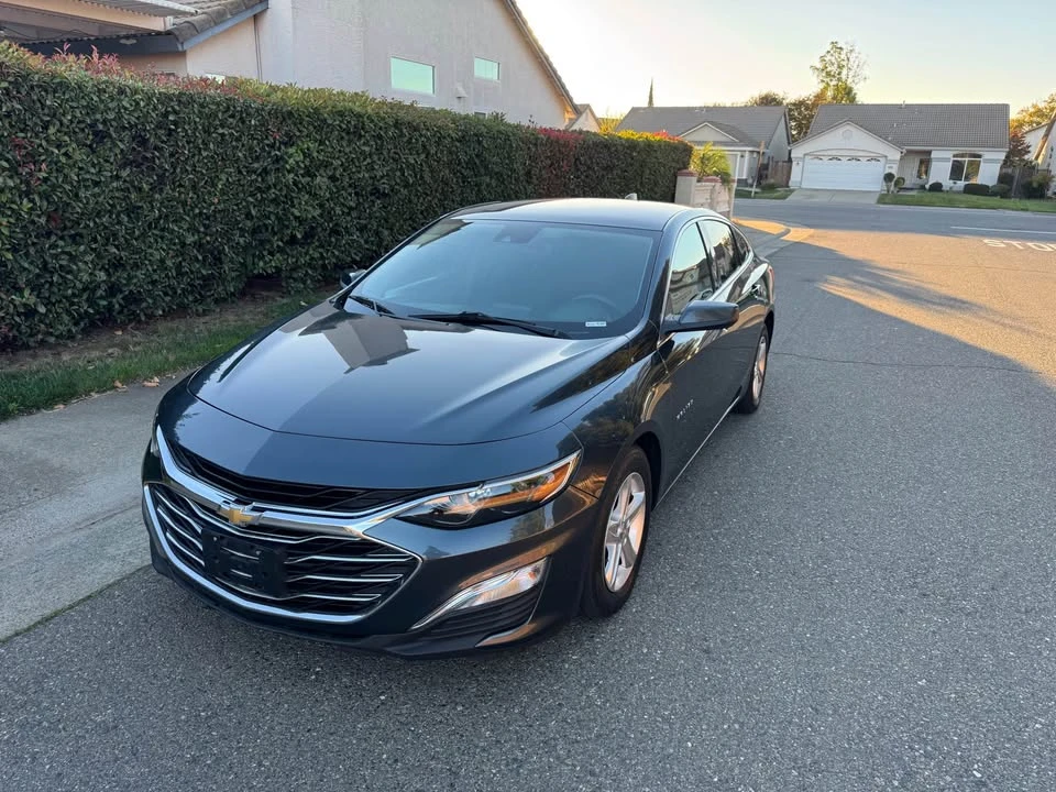 2019 Chevrolet Malibu - Image 3 of 11