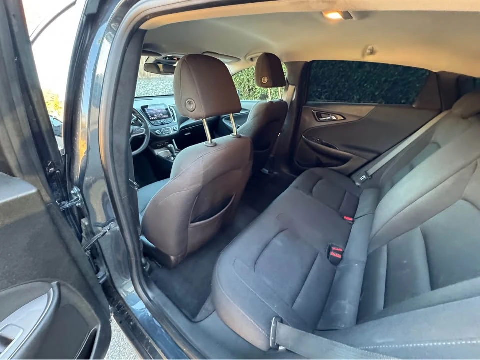 2019 Chevrolet Malibu - Image 8 of 11