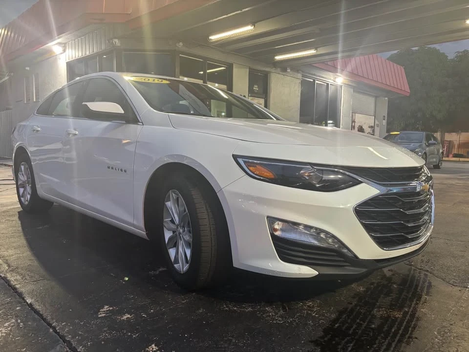 2019 Chevrolet Malibu - Image 4 of 11