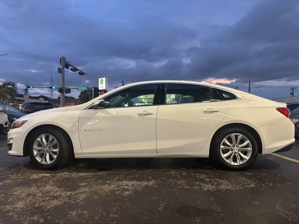 2019 Chevrolet Malibu - Image 6 of 11