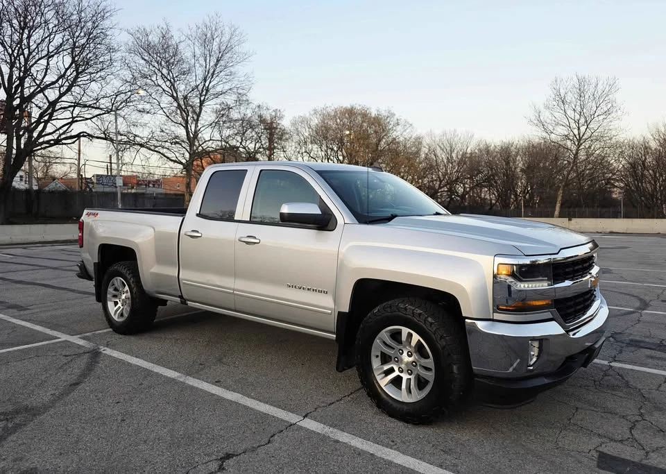 2019 Chevrolet Silverado 3rd Gen - Image 2 of 19