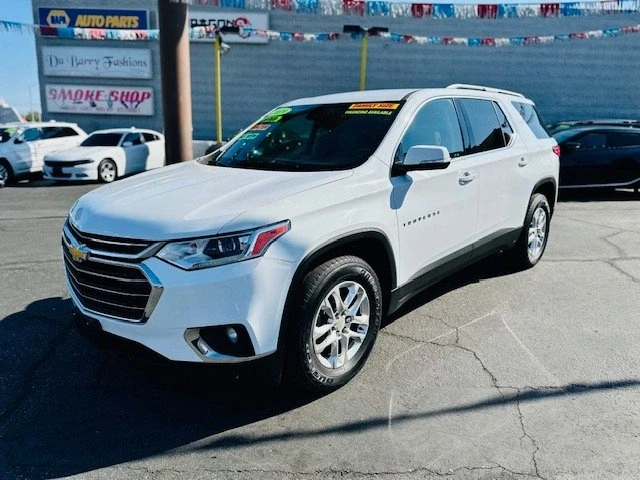2019 Chevrolet Traverse - Image 2 of 16