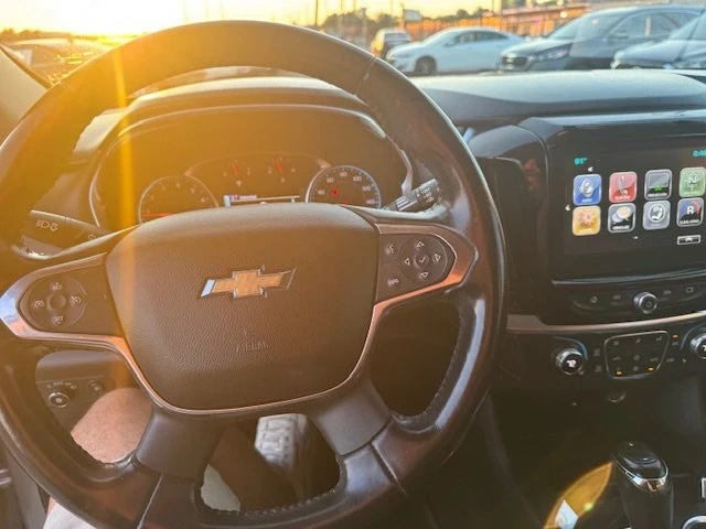 2019 Chevrolet Traverse - Image 8 of 15