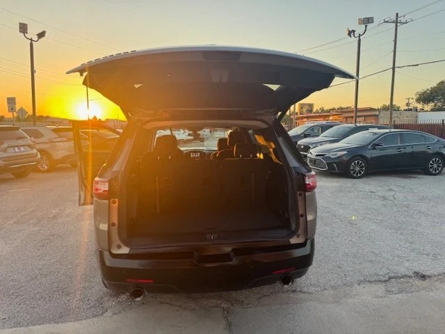 2019 Chevrolet Traverse - Image 14 of 15