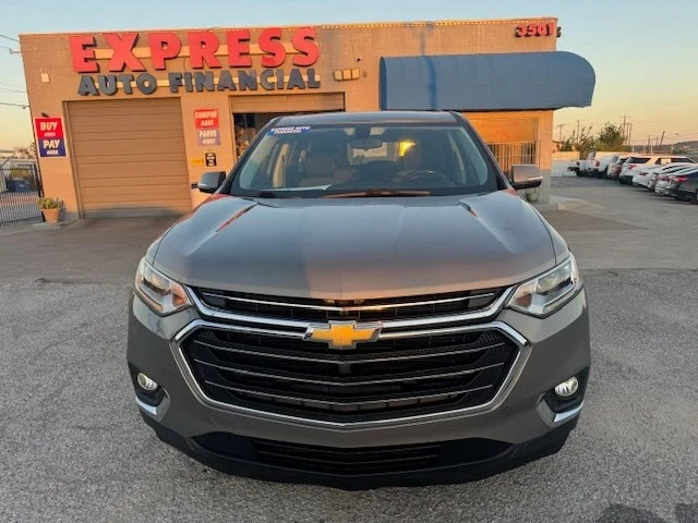 2019 Chevrolet Traverse - Image 2 of 15