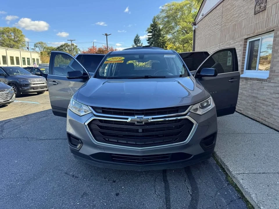 2019 Chevrolet Traverse - Image 18 of 20