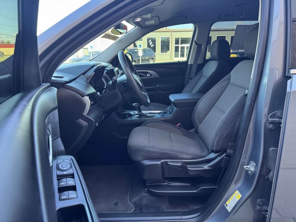 2019 Chevrolet Traverse - Image 8 of 20