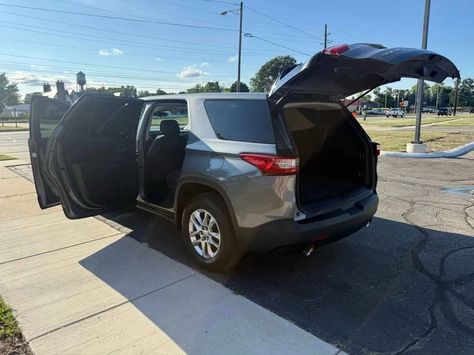 2019 Chevrolet Traverse - Image 18 of 20