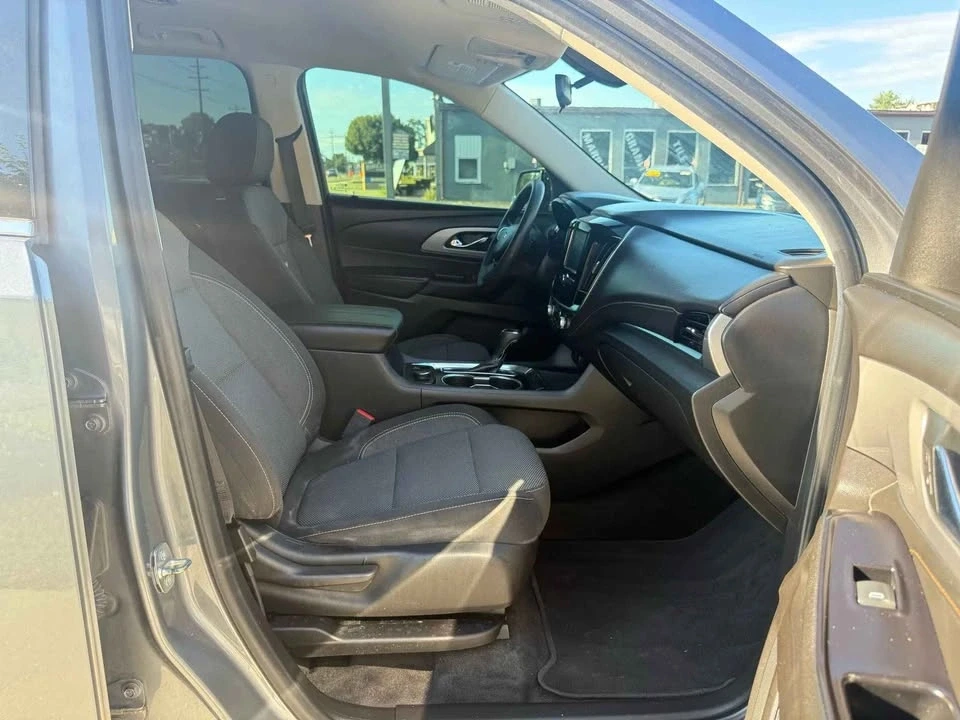 2019 Chevrolet Traverse - Image 14 of 20