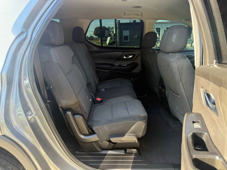 2019 Chevrolet Traverse - Image 10 of 17