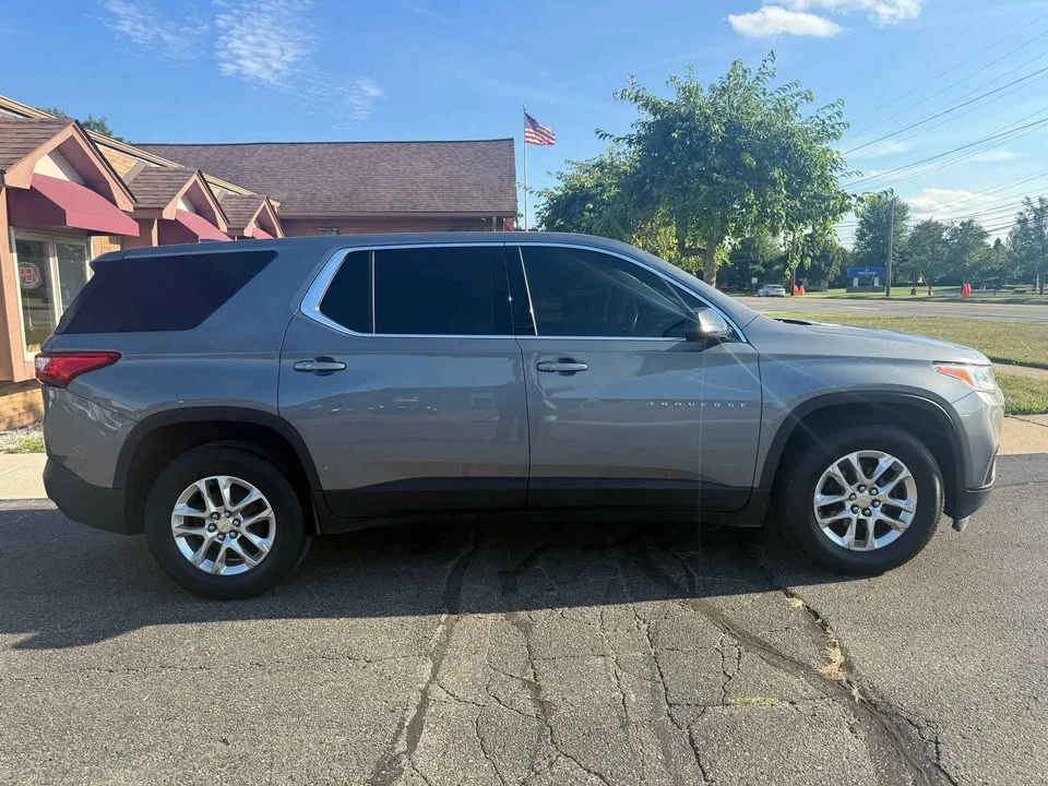 2019 Chevrolet Traverse - Image 3 of 17
