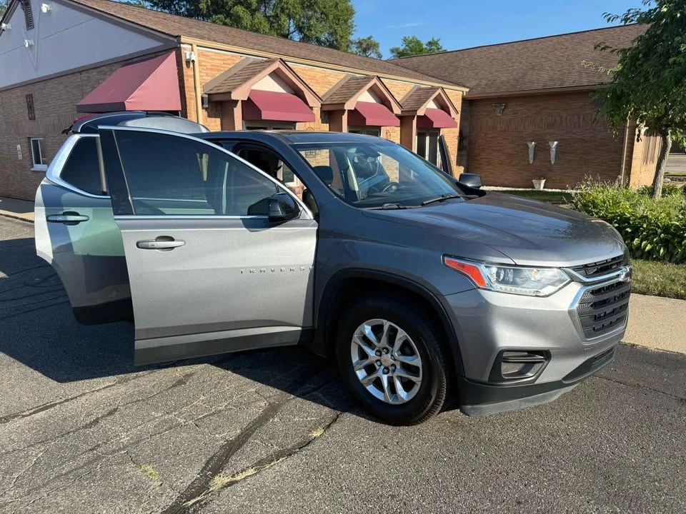 2019 Chevrolet Traverse - Image 15 of 17