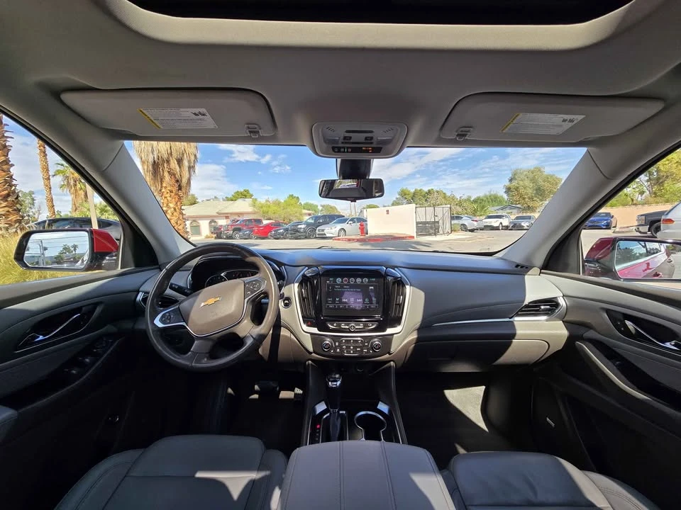 2019 Chevrolet Traverse - Image 11 of 18