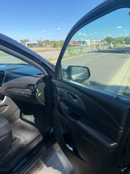 2019 Chevrolet Traverse - Image 7 of 20