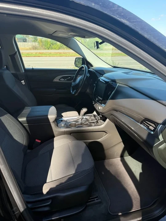 2019 Chevrolet Traverse - Image 6 of 20