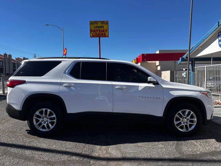2019 Chevrolet Traverse - Image 7 of 16