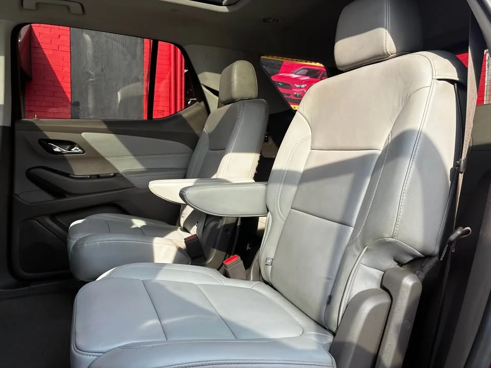 2019 Chevrolet Traverse - Image 7 of 19