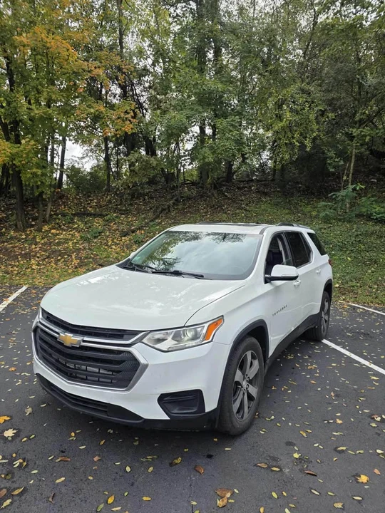 2019 Chevrolet Traverse - Image 8 of 14