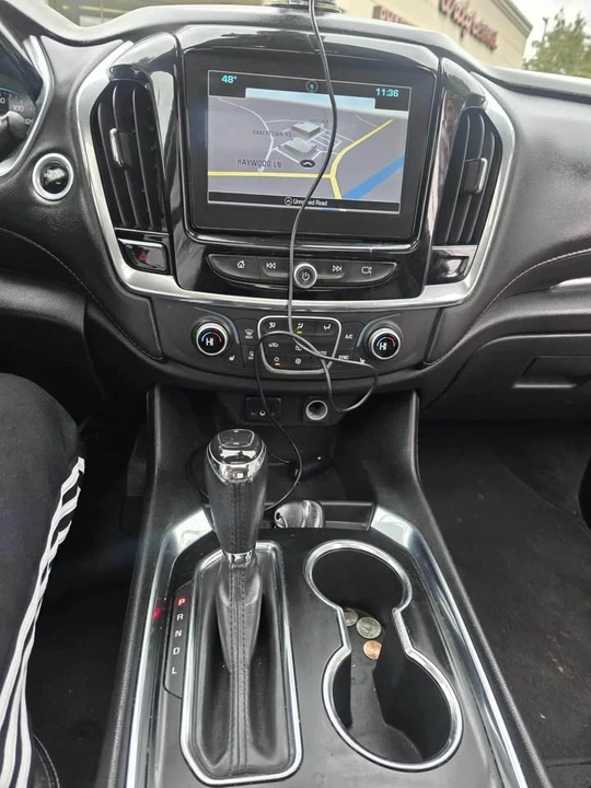 2019 Chevrolet Traverse - Image 10 of 14