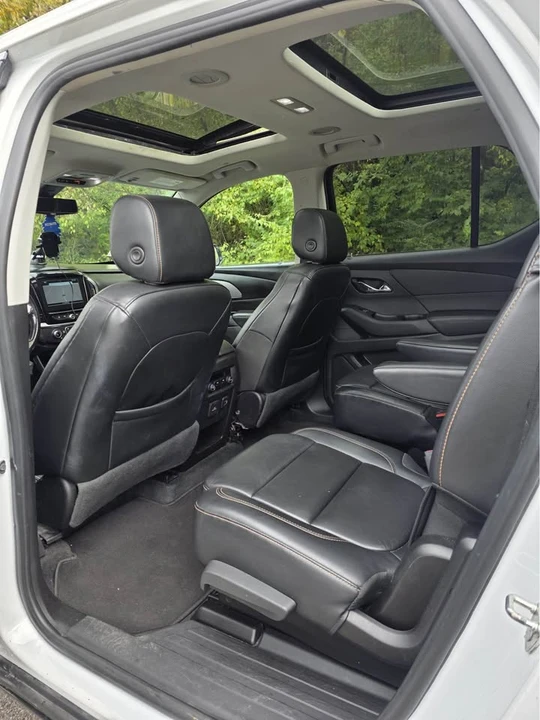 2019 Chevrolet Traverse - Image 7 of 11