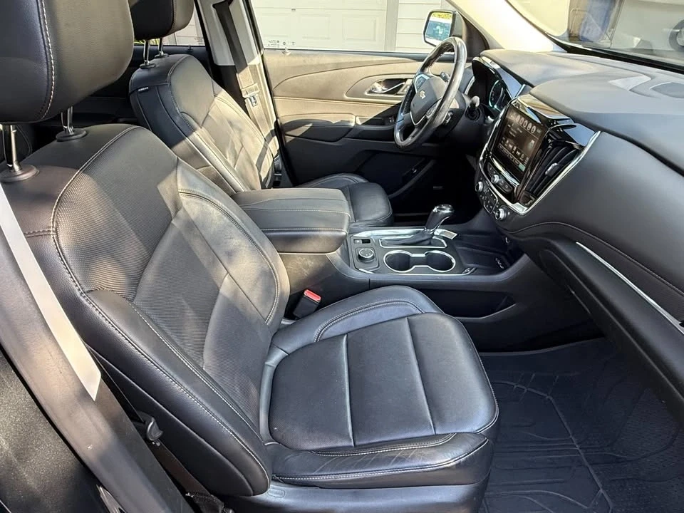 2019 Chevrolet Traverse - Image 9 of 13