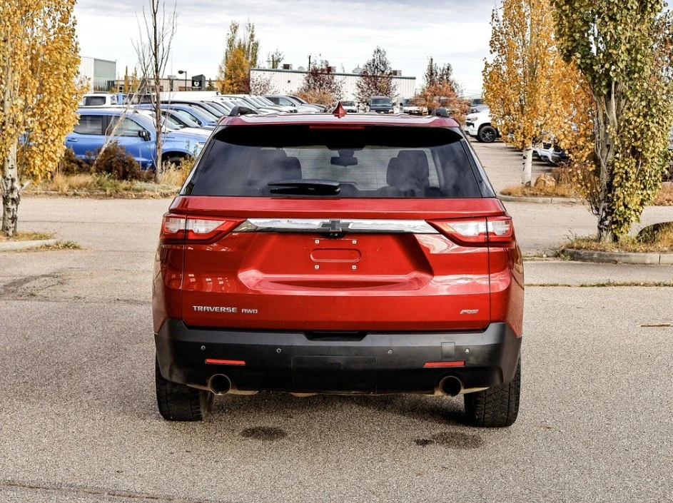 2019 Chevrolet Traverse - Image 6 of 17