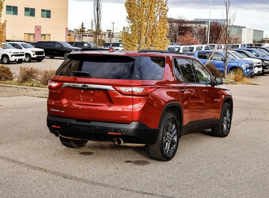 2019 Chevrolet Traverse - Image 7 of 17