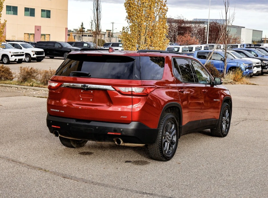 2019 Chevrolet Traverse - Image 7 of 17