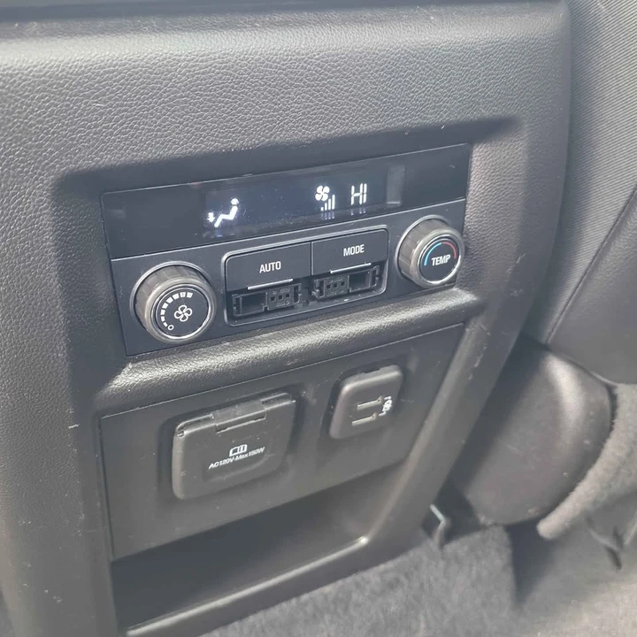 2019 Chevrolet Traverse - Image 16 of 19