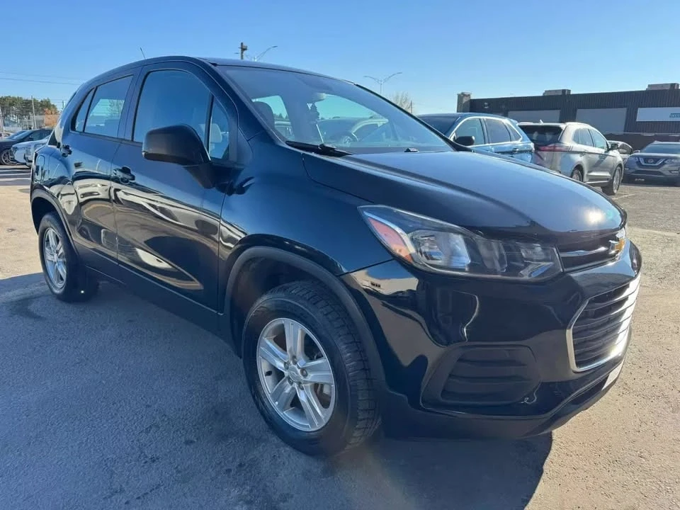 2019 Chevrolet Trax - Image 2 of 15
