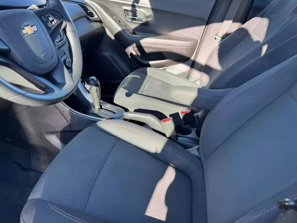 2019 Chevrolet Trax - Image 9 of 15