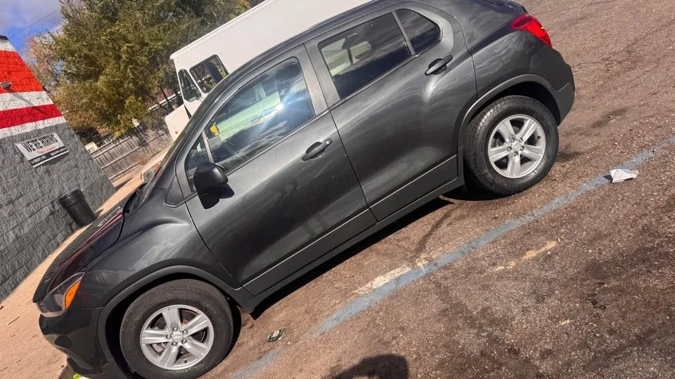 2019 Chevrolet Trax - Image 2 of 5