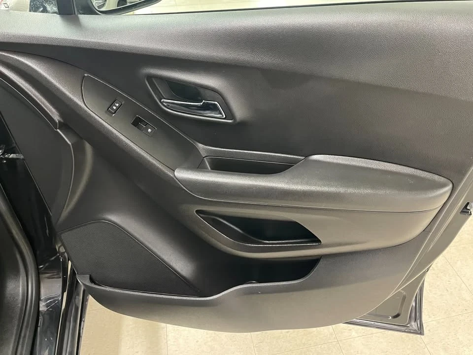 2019 Chevrolet Trax - Image 11 of 20