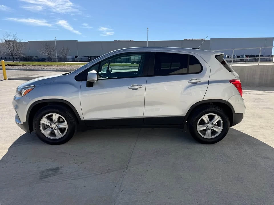 2019 Chevrolet Trax - Image 8 of 19